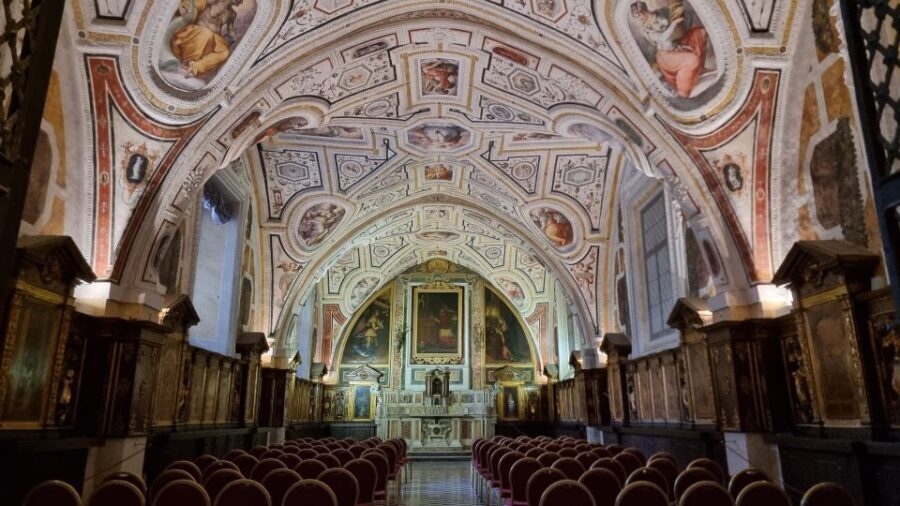 Naples: Monuments and Historic District Self-Guided Tour - Piazza del Plebiscito and Castel dell’Ovo: Views That Just Happen
