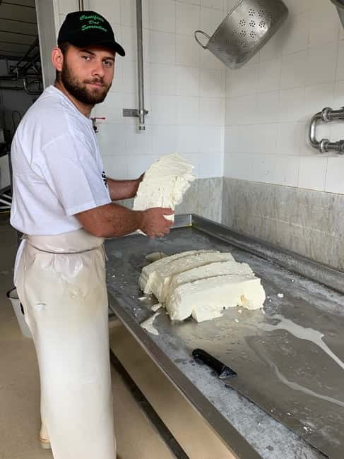 Naples: Mozzarella experience - The Hands-On Moment: Weaving and Breaking Mozzarella Like You Mean It
