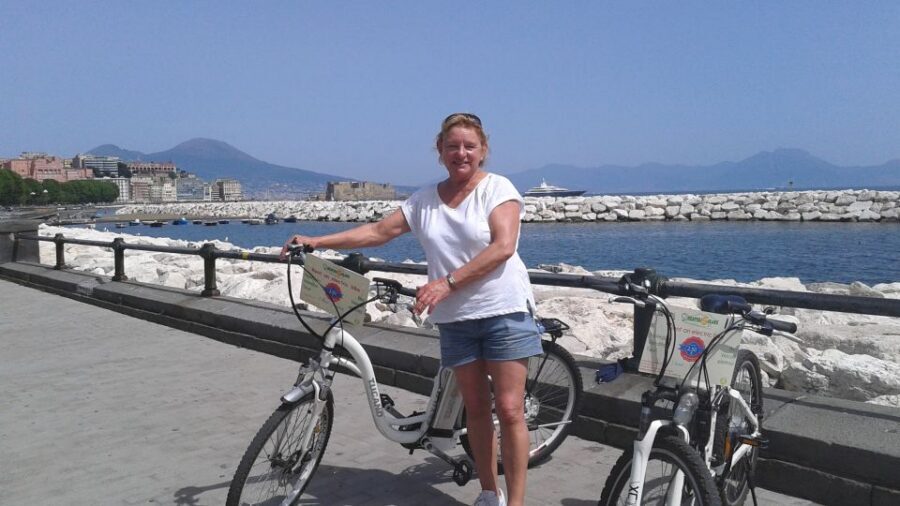 Naples: Panoramic E-Bike Tour - Why an e-bike makes Naples easier (and more fun)