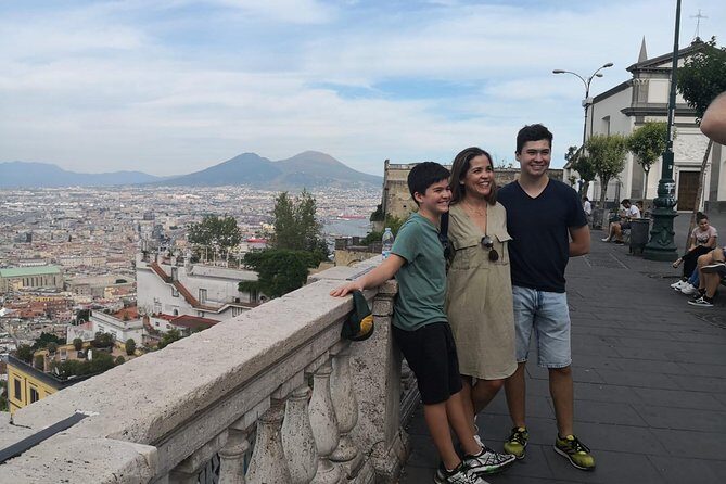 Naples Panoramic Walking Tour: From the Hills to the Center - The long street section: Gulf and rooftops from the balcony-style angle