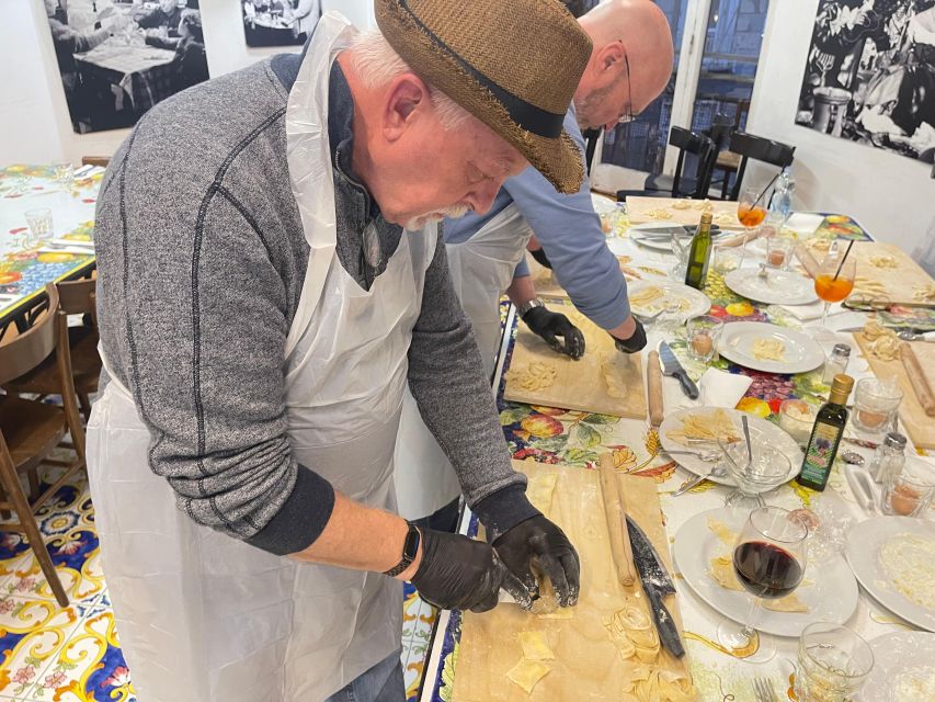 Naples: Pasta Cooking Class with Tiramisù and a Drink - Key things to know before you go