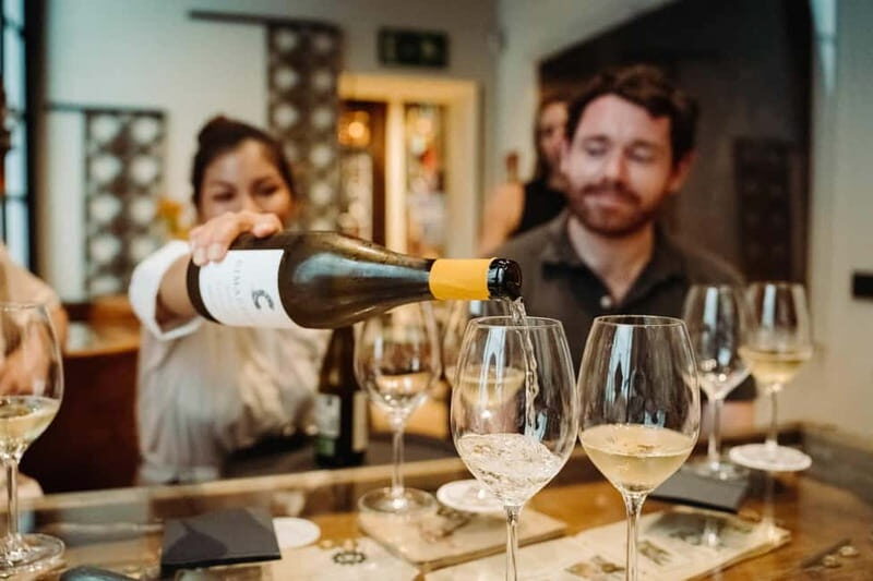 Naples: Pasta, Wine & Authentic Food Tour - How much you actually eat and drink (so you can plan your night)