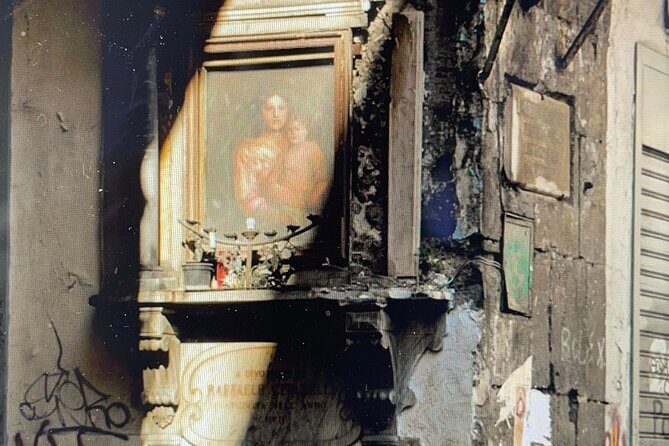 Naples Photo Tour Walking - Starting at Piazza Trieste e Trento: where the walk begins