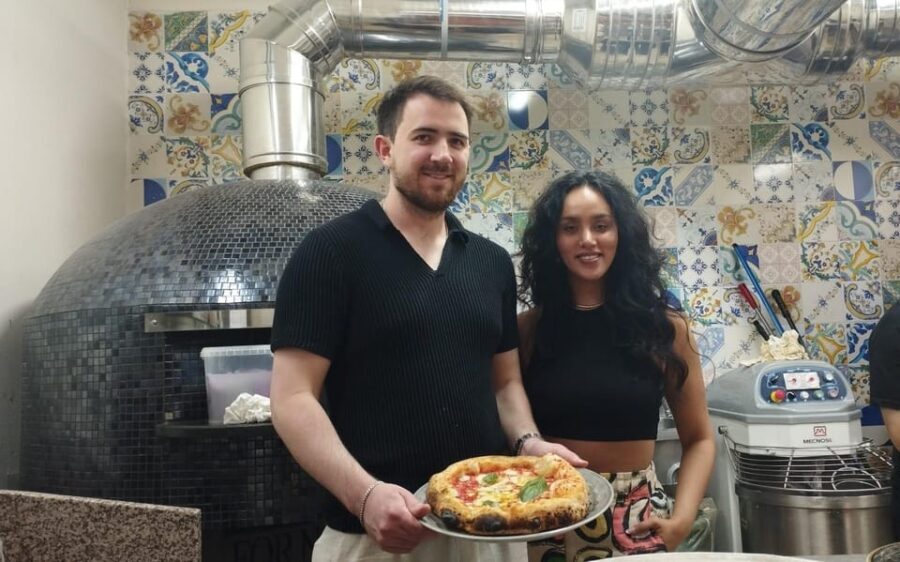 Naples: Pizza Making Class with Neapolitan Chef and drink - Toppings and baking: your pizza, your choices