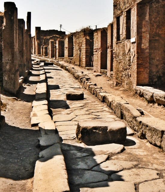 Naples: Pompeii and Herculaneum Private Walking Tour - What to Pack and Wear (Rules That Affect Your Comfort)