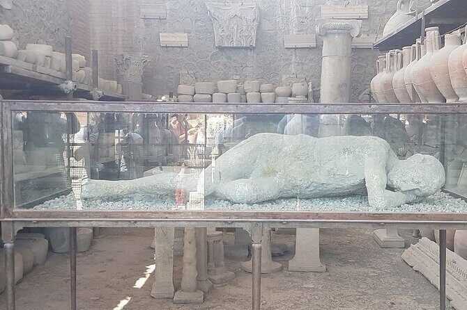 Naples, Pompeii and Sorrento full day tour from Naples - Should you book this Naples, Pompeii and Sorrento full-day tour?