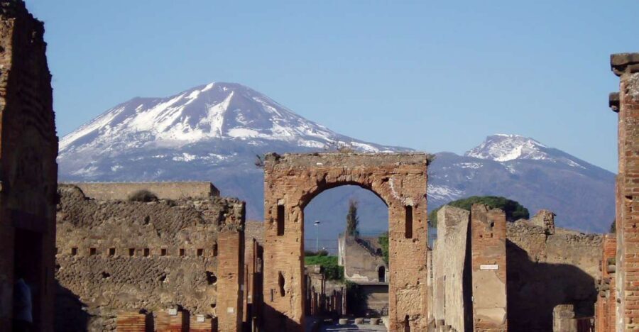 Naples: Pompeii, Herculaneum and Mt. Vesuvius Private Tour - The Day’s Value: Why the Private Format Costs What It Costs