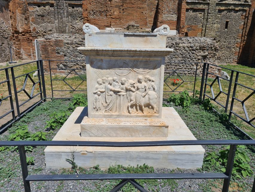 Naples: Pompeii Self Guided Audio Tour - Should You Book This Pompeii Smartphone Audio Tour?