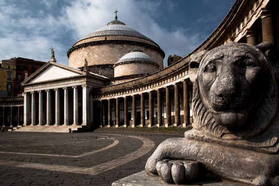 Naples: Private Classic Vespa City Tour - Why a Vintage Vespa Route Works So Well in Naples’ Old Center