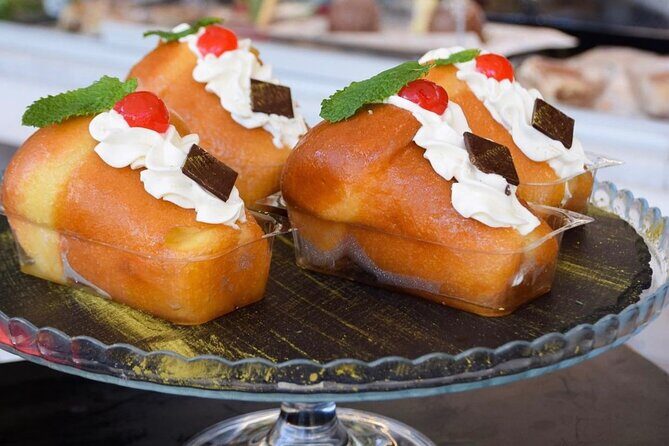 Naples Private Food Walking Tour from Pizza to Limoncello - Naples private food tour: from Spaccanapoli to limoncello in 3 hours