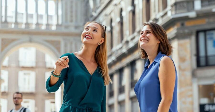 Naples: Private Tour with Locals – Highlights & Hidden Gems - Why a 3-hour private Naples format makes sense