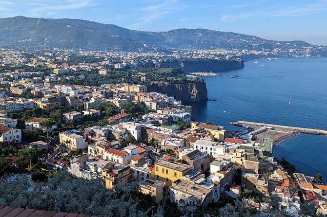 Naples: Private transfer to Sorrento - The ride to Sorrento: what to plan for (and what not to expect)
