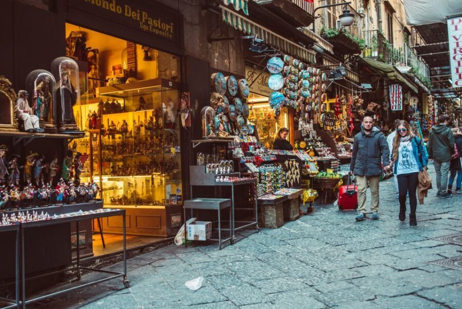 Naples: Private Walking Tour - Where it starts: Piazza del Gesù Nuovo meeting point and pacing