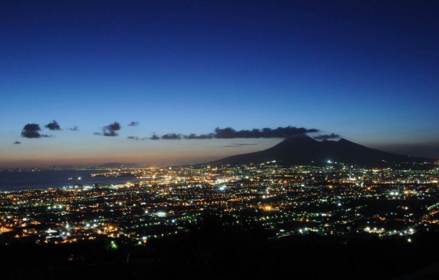 Naples: romantic dinner on the rooftop terrace - Key things I’d circle before you go