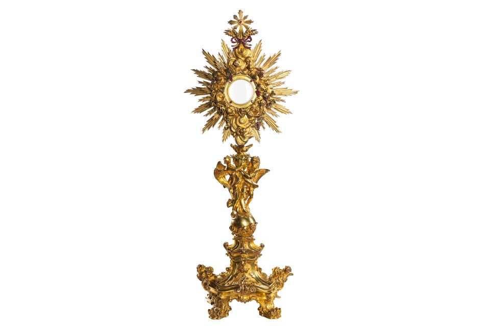 Naples: Royal Chapels & Treasure of St. Gennaro Ticket - The audioguide is the star: Toni Servillo and a music-backed storytelling style