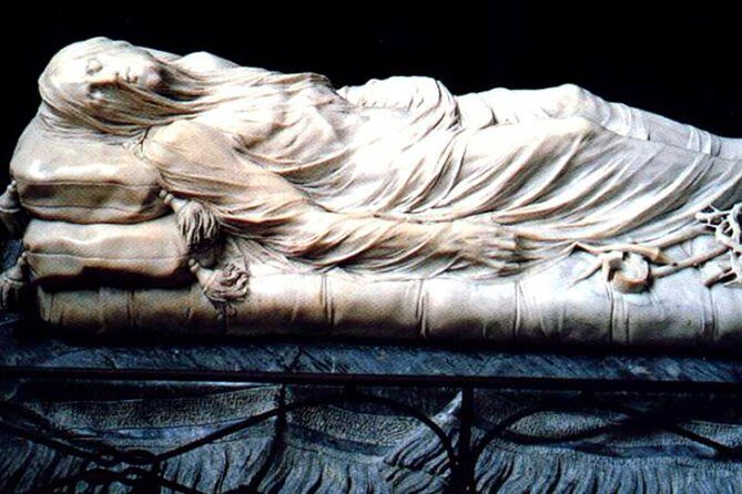 Naples: Saint Chiara Cloister and Velied Christ Guided Experience - Timing tips: when you should go early
