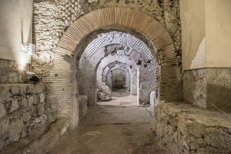 Naples: San Lorenzo Maggiore and Neapolis Sotterrata Ticket - Before you descend: what the complex is really like