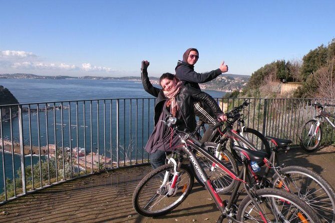 Naples Seaside Bike Tour - From the bay promenade to Castel dell’Ovo: easing into the city