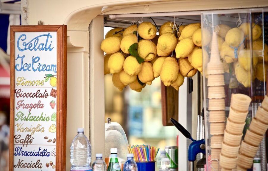 Naples: Secret Food Tour with Local Guide - Charcuterie and Wine Interlude: The Calm Before the Next Stop