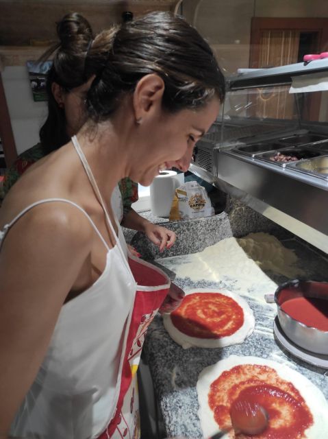Naples: Small Group Pizza Making with Drink Included - The People Behind It: English-Speaking Guides and Real Pizzaioli Energy
