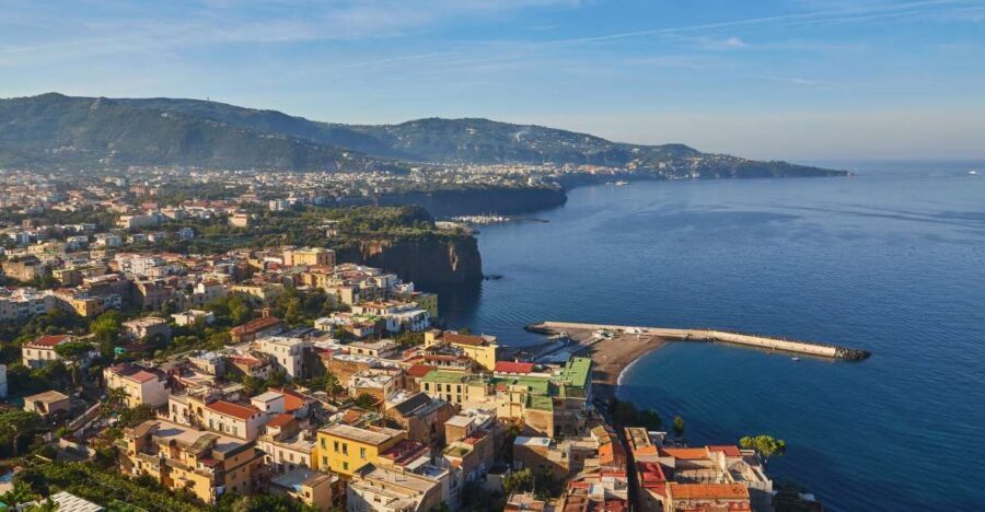 Naples: Sorrento and Pompeii with lunch & tickets included - What to bring and what to avoid
