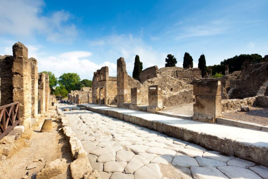 Naples: Sorrento and Pompeii with lunch & tickets included - What’s included (and why it’s decent value for a short day)