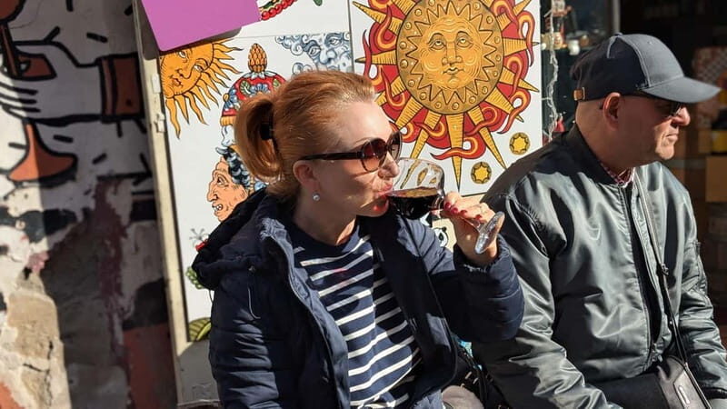 Naples: Street Art, Wine and Food Tasting Walking Tour - The Food Stops: What You’ll Actually Taste (and Why It Matters)