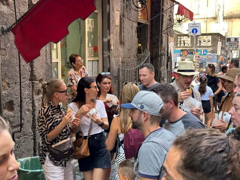 Naples: Street Food and Guided Sightseeing Walking Tour - Key things I’d plan around