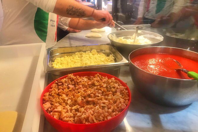Naples: Street Food and Sightseeing Tour with Local Expert - Via dei Tribunali: Mozzarella and the Street-Food Origin Story