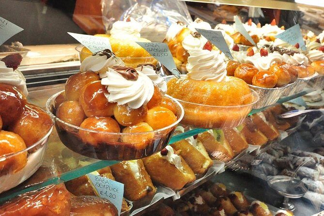 Naples Street Food Experience with local guide - Small Group Tour - Pignasecca Market: where the story becomes real street food
