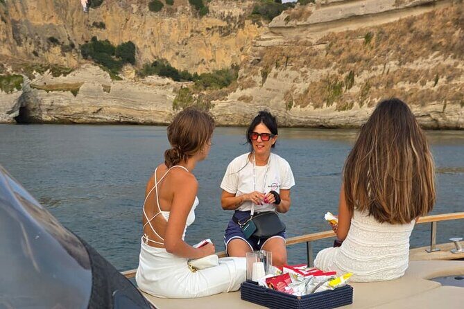 Naples: Sunset Sailing Experience with Aperol Spritz - Cruise along the coast of Naples: the warm-up views