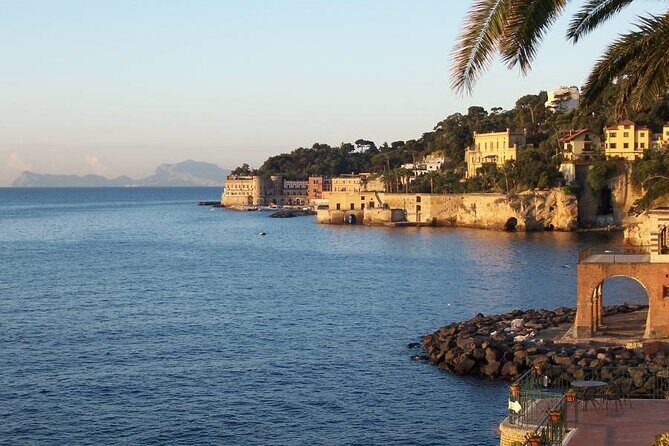 Naples: Sunset Sailing Experience with Aperol Spritz - The quick photo stop outside the castle