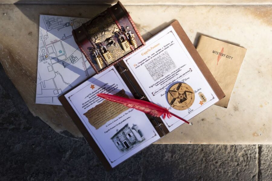 Naples: The Path of the Immortals Treasure Hunt Walking Tour - Starting at Bagoff: Quick Check-In, Then You’re Moving