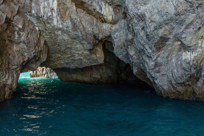 Naples to Capri Private Boat Excursion - Key hits before you go