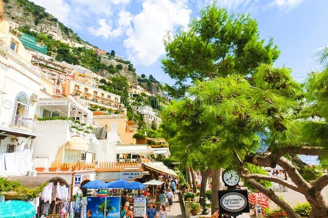 Naples to Positano with stop at Pompeii or Vice Versa - Private Car Details: Comfort, Space, and Group Size