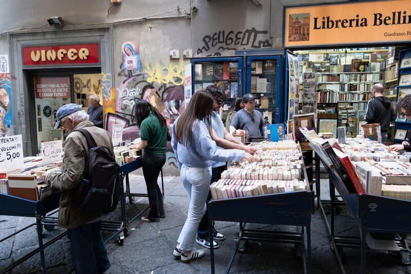 Naples Top Sights & Underground small group tour - Finding your guide at Piazza Bellini (and getting oriented fast)