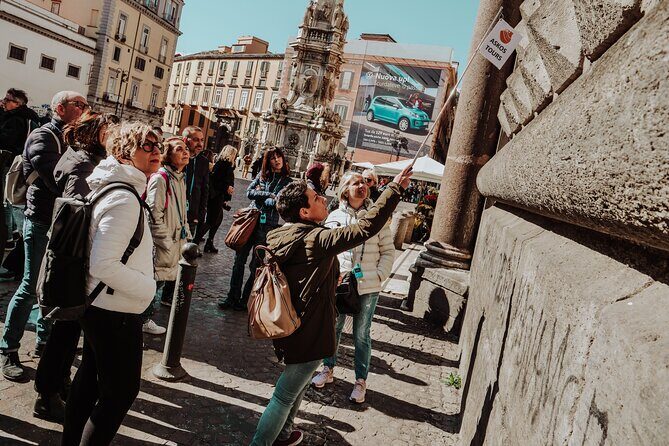 Naples: Veiled Christ & Santa Chiara Cloister Small Group Tour - Naple’s Side Street Pulse: Nilo Statue, Coffee Break, and San Gregorio Armeno