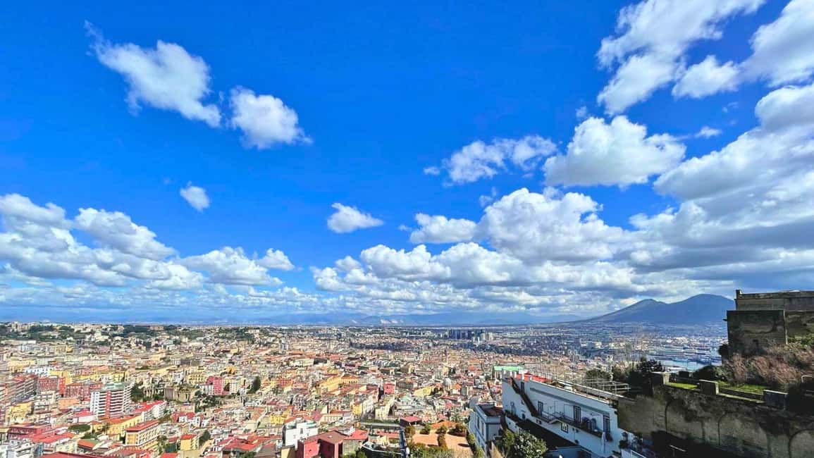 Naples: Vomero, Chiaia private tour with funicular railway - Key points before you go
