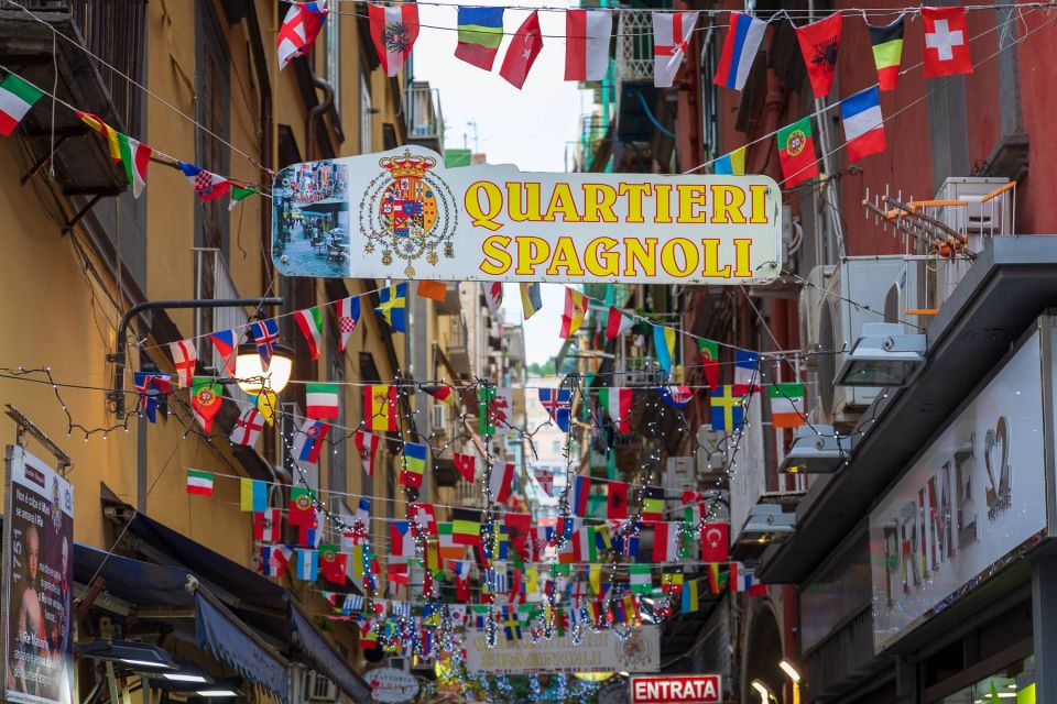 Naples: walk to Naples with local guide - Guide style matters: look for the storytelling