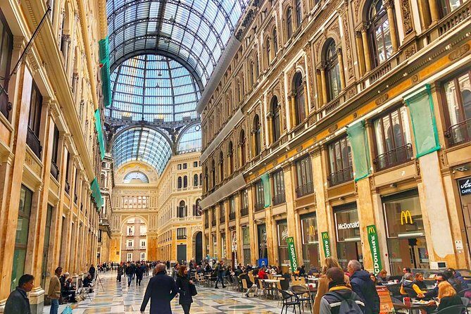 Naples Walking and Sightseeing Tour With Local Expert - Piazza Municipio and the Neptune Fountain: Your instant Naples setup