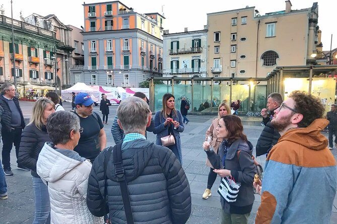 Naples Walking and Sightseeing Tour With Local Expert - English tour value and who this is perfect for