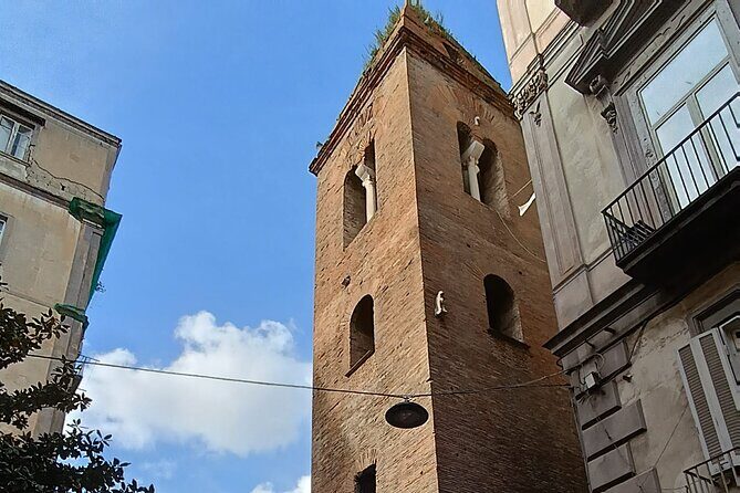 Naples Walking tour of the Historical Center - Getting Your Bearings: Ancient Naples in Just Two Hours