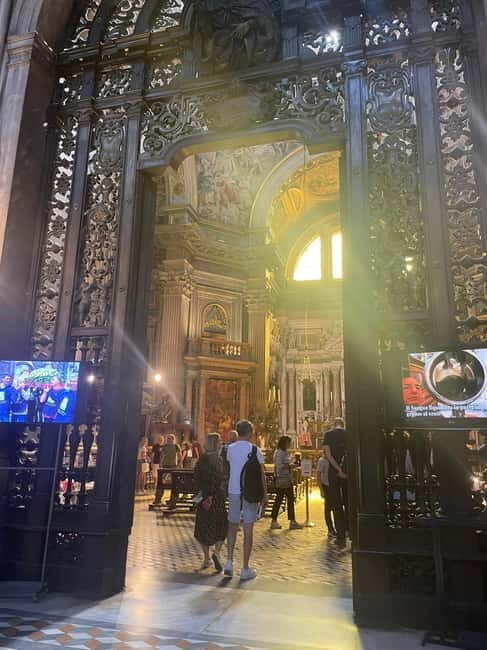 Napoli centro storico - tour in Italiano - When to book: special offer on 25 and 26 April