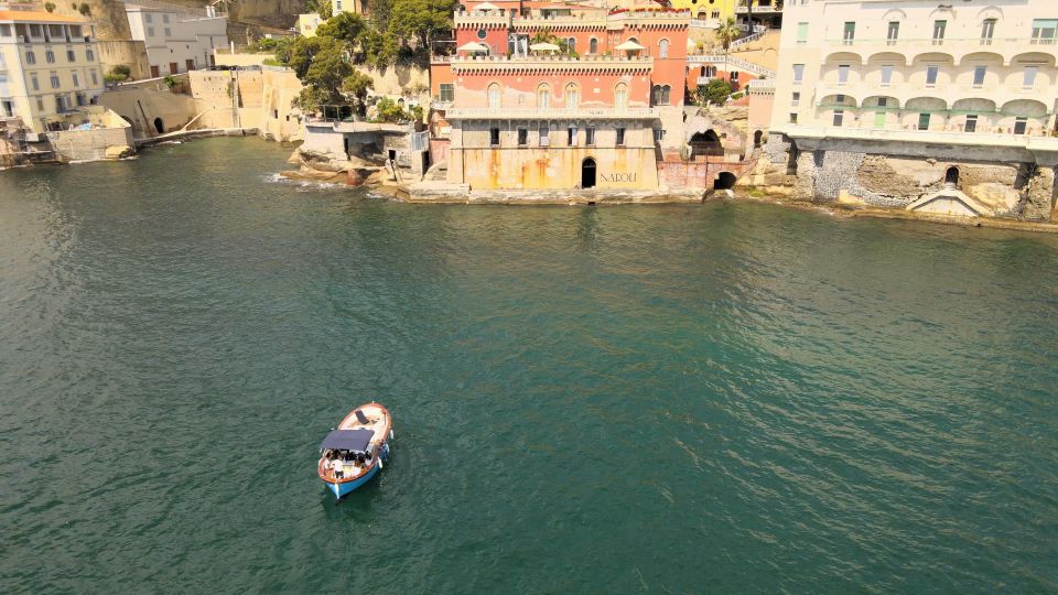 Napoli: Myths & Legends Cruise with Snorkeling - Who you’re with matters: guides like Nico and Valeria
