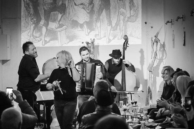 Napulitanata: Traditional Neapolitan Music Concert Ticket - Where the concert happens: Piazza Museo Nazionale and the Porticato Galleria Principe