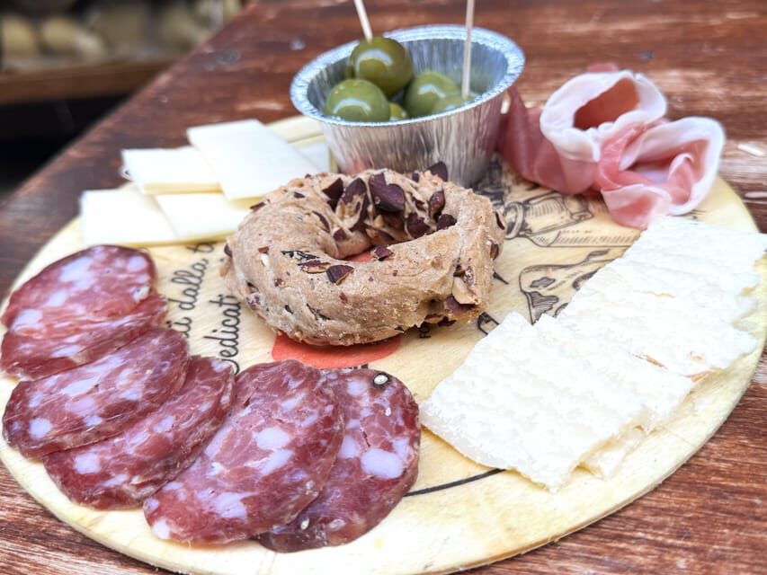 No Diet Club - Unique Food Tour in Napoli with many Tastings - Who should book this Naples food tour?