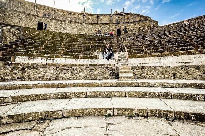 Once upon a time Pompeii 2 and a half hour tour - Inside Pompeii: What You’ll Notice When You’re Not Guessing