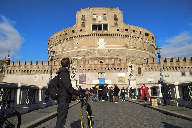 One-Day WOW PRIVATE Experience - Cecilia Metella’s mausoleum and the nearby Castrum Caetani area