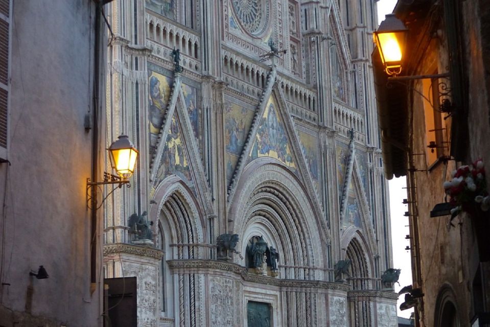 Orvieto: 2-Hour Cathedral and Underground Tour - The San Brizio Chapel and Luca Signorelli: the moment you’ll remember