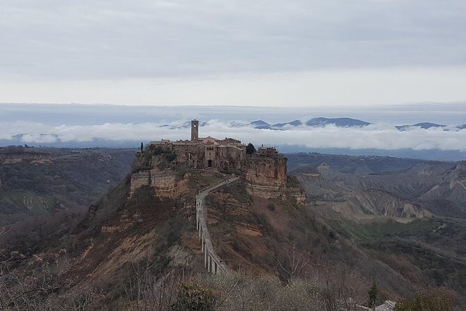 Orvieto and Civita di Bagnoregio: Private Full Day Trip from Rome - Duomo di Orvieto: Cathedral Views with a Geological Twist